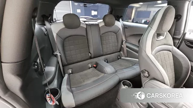 Mini Cooper S 2023 Черный двухцветный из Кореи, фото 3