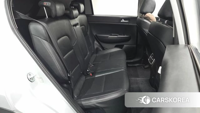 Kia Sportage The Bold 2018 Серебряный из Кореи, фото 3