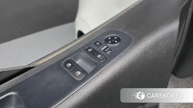 Hyundai Staria 2021 Белый из Кореи, фото 3