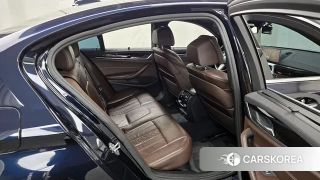 BMW 5 Series (G30) 2018 Синий из Кореи, фото 3