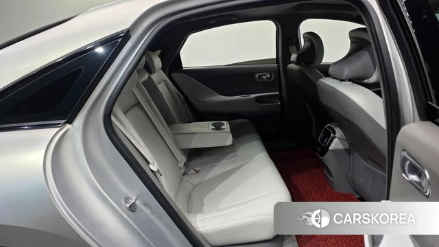 Hyundai Ionic 6 2023 Серебряный из Кореи, фото 3