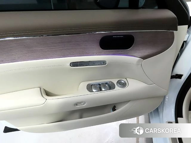 Genesis G90 (RS4) 2024 Белый из Кореи, фото 3