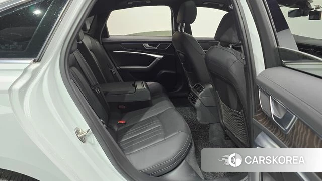 Audi A6 (C8) 2021 Белый из Кореи, фото 3