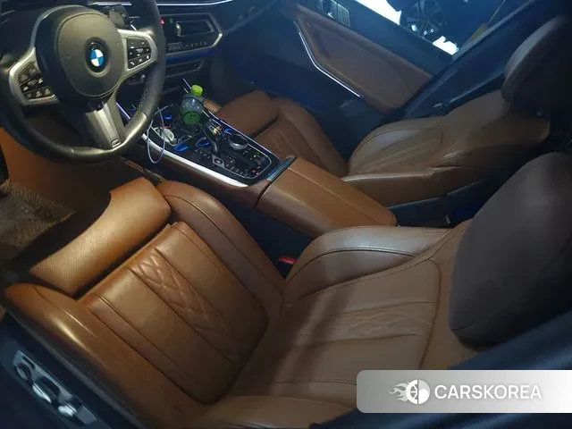 BMW X7 (G07) 2021 Небесно-голубой из Кореи, фото 3