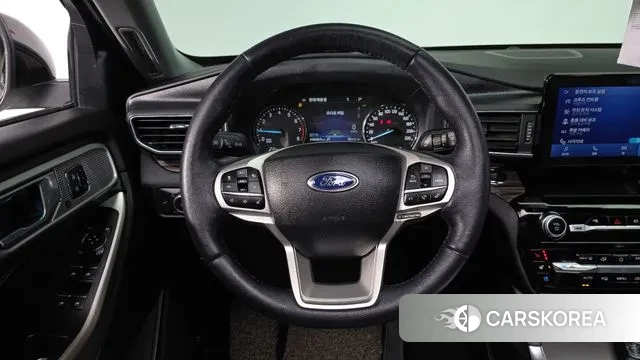 Ford Explorer 6th Generation 2022 Белый из Кореи, фото 3