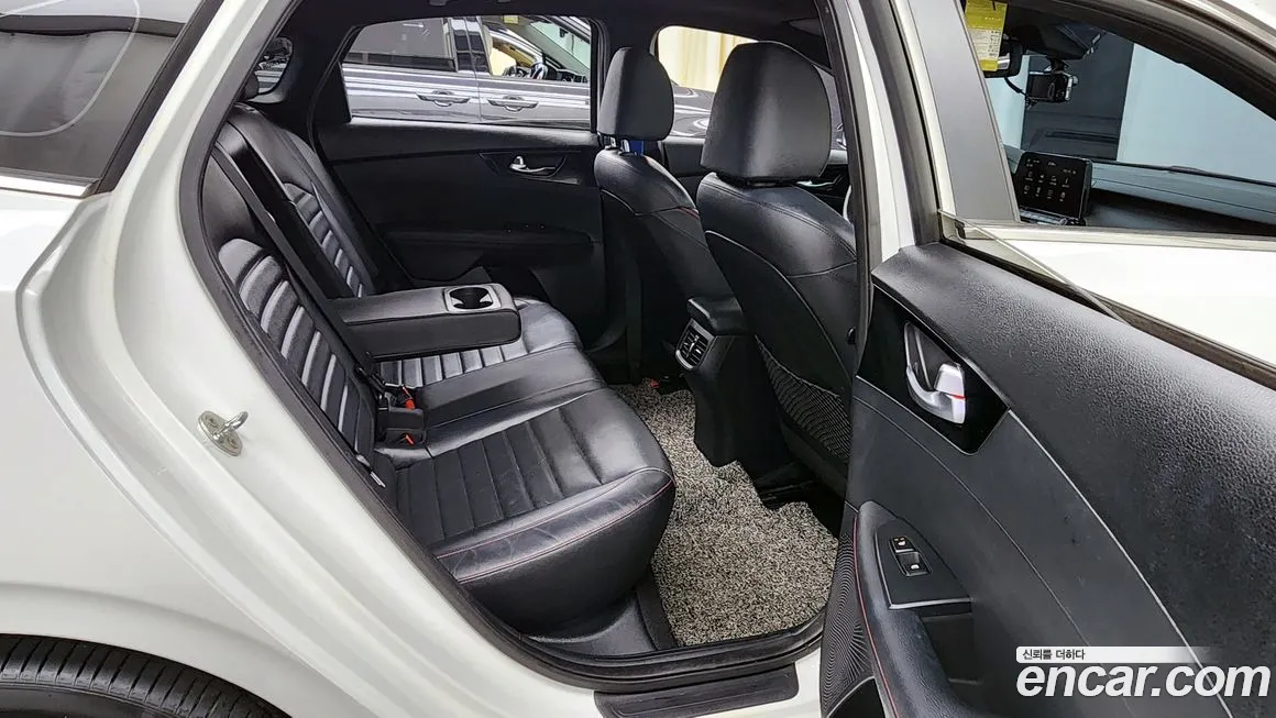 Kia Come New K3 id 2128122 из Кореи 3