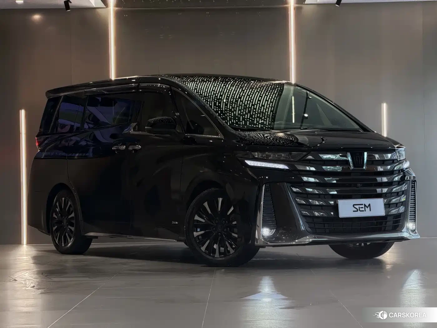 Toyota Vellfire 2024 Черный из Китая, фото 3