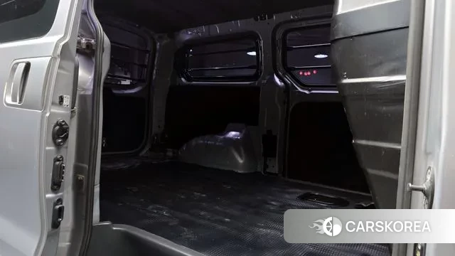 Hyundai The New Grand Starex 2019 Серебристо-серый из Кореи, фото 3