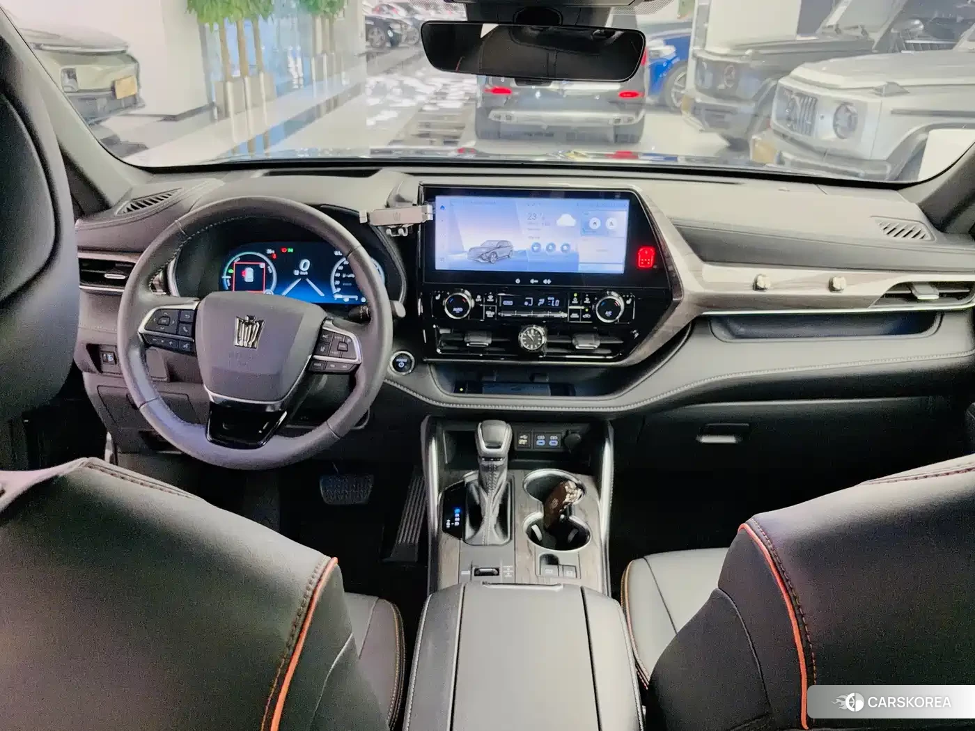 Toyota Crown 2024 Черный из Китая, фото 3