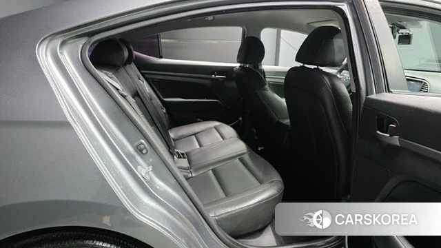 Hyundai Avante AD 2018 Серый из Кореи, фото 3