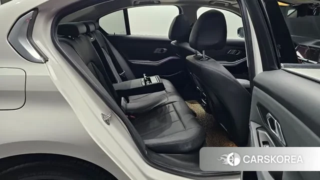 BMW 3 Series (G20) 2019 Белый из Кореи, фото 3