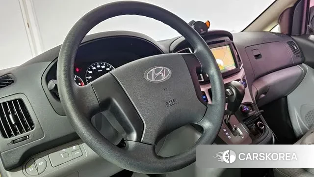 Hyundai The New Grand Starex 2019 Белый из Кореи, фото 3