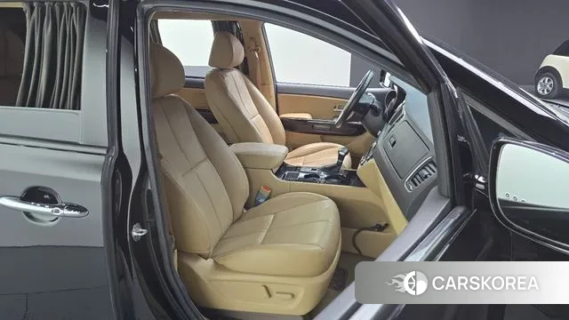 Kia The New Carnival 2019 Черный из Кореи, фото 3