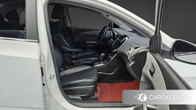 Chevrolet (GM Daewoo) The New Aveo Sedan 2018 Белый из Кореи, фото 3