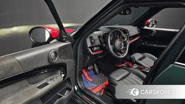 Mini Cooper S Countryman 2023 Темно-зеленый из Кореи, фото 3