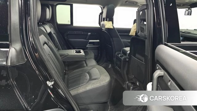 Land Rover Defender (L663) 2020 Черный из Кореи, фото 3