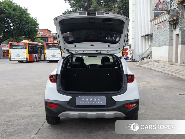 Kia Yi Ran 2022 Белый из Китая, фото 3