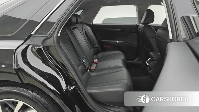 Hyundai Grandeur (GN7) 2023 Черный из Кореи, фото 3