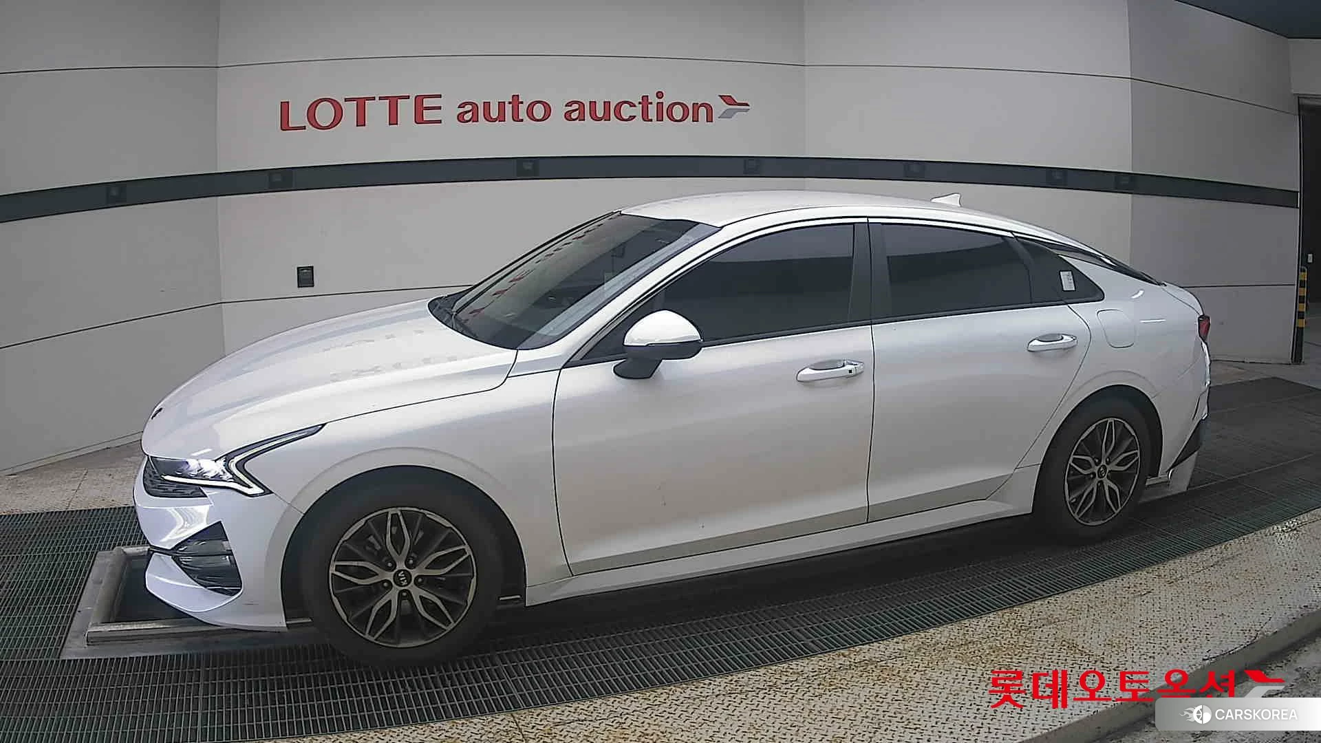 Kia K5 2020 Snow White Pearl (optional) из Кореи, фото 3