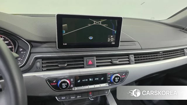 Audi A4 (B9) 2019 Белый из Кореи, фото 3