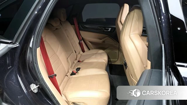 Porsche Cayenne (PO536) 2021 Черный из Кореи, фото 3