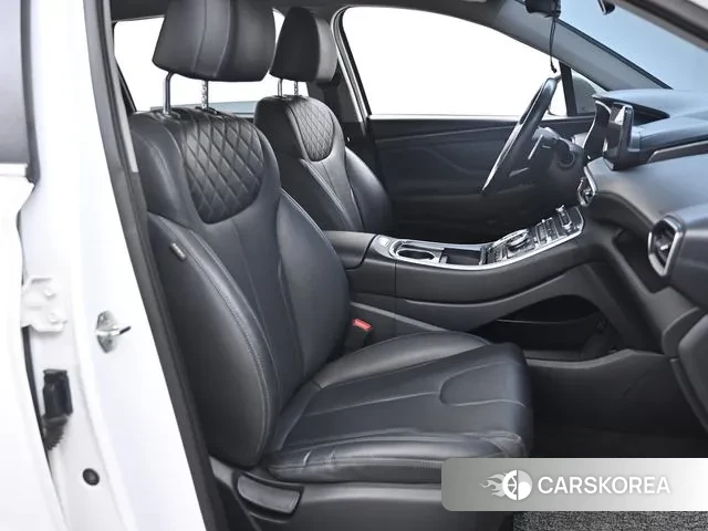 Hyundai The New Santa Fe 2021 Белый из Кореи, фото 3