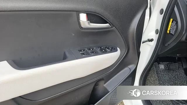 Kia The New Kia Ray 2024 Белый двухцветный из Кореи, фото 3