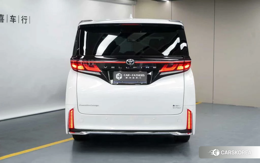 Toyota Wilfa 2023 Белый из Китая, фото 3