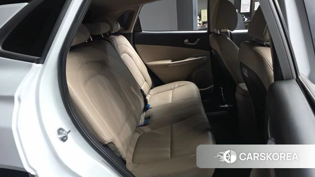 Hyundai Kona 2018 Белый из Кореи, фото 3