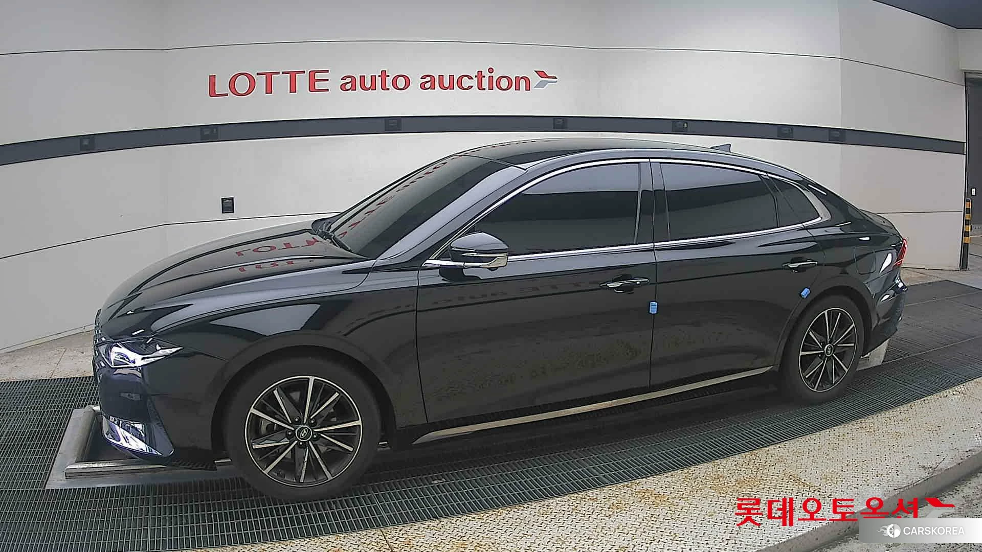 Hyundai Grandeur 2023 Midnight Black Pearl из Кореи, фото 3