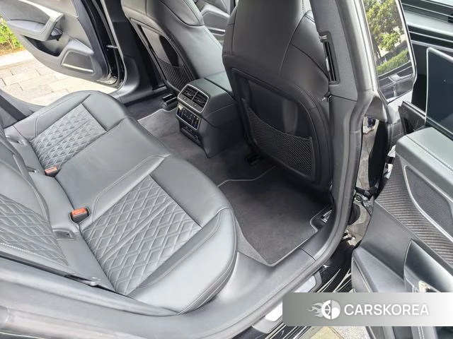 Audi A7 2024 Черный из Китая, фото 3