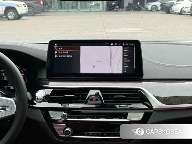 BMW 5 series 2023 Белый из Китая, фото 3