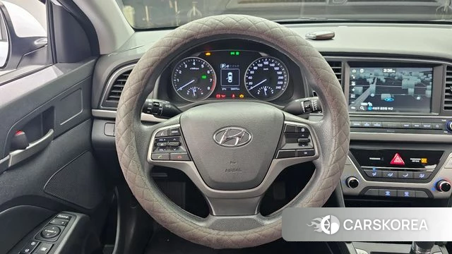 Hyundai Avante AD 2018 Белый из Кореи, фото 3