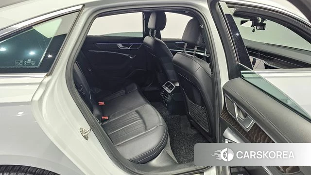 Audi A6 (C8) 2023 Белый из Кореи, фото 3