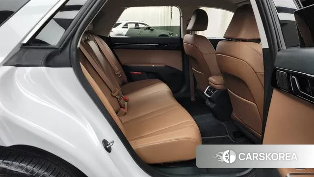 Hyundai Grandeur (GN7) 2025 Белый из Кореи, фото 3