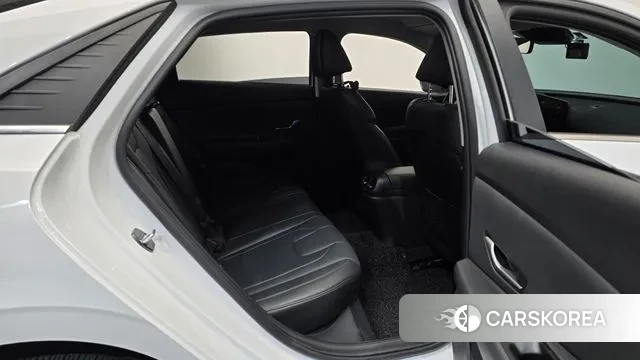 Hyundai Avante (CN7) 2022 Белый из Кореи, фото 3