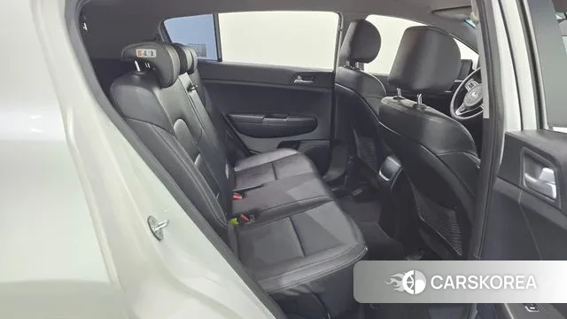 Kia Sportage 4th Generation 2018 Белый из Кореи, фото 3