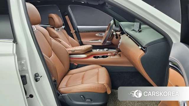 Genesis GV70 2022 Белый из Кореи, фото 3