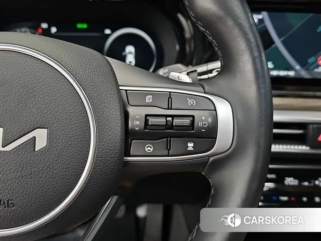 Kia K5 3rd generation 2022 Серый из Кореи, фото 3