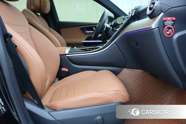 Mercedes-Benz GLC 2024 Черный из Китая, фото 3