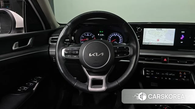 Kia K5 3rd generation 2022 Белый из Кореи, фото 3