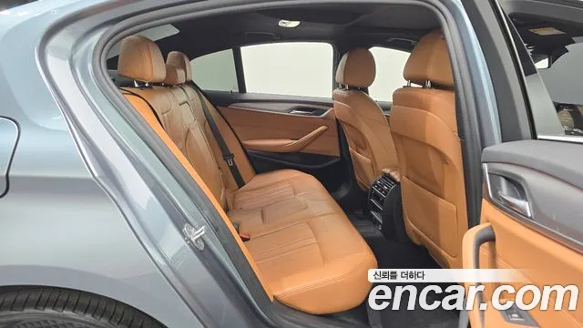 BMW 5 Series (G30) 2018 Серый из Кореи, фото 3