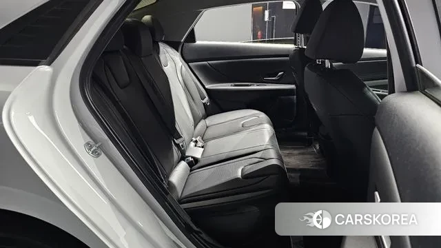 Hyundai Avante (CN7) 2021 Белый из Кореи, фото 3