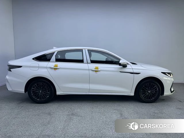 Chery Arrizo 8 2026 Белый из Китая, фото 3