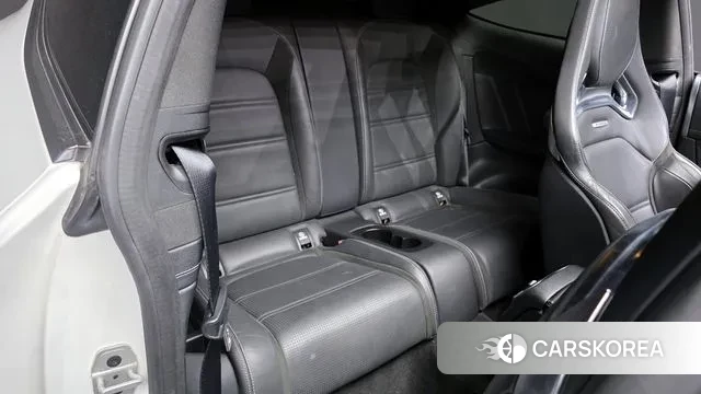 Mercedes-Benz C-Class W205 2018 Белый из Кореи, фото 3