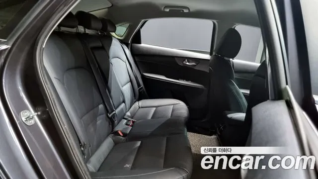 Kia Come New K3 id 2363618 из Кореи 3