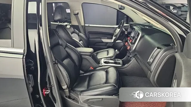 Chevrolet (GM Daewoo) Real New Colorado 2021 Черный из Кореи, фото 3