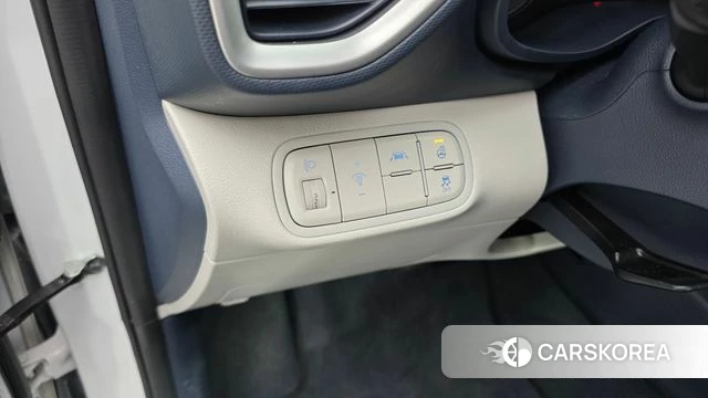 Hyundai Venue 2021 Белый из Кореи, фото 3