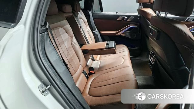 BMW X6 (G06) 2021 Белый из Кореи, фото 3