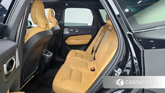 Volvo XC60 second Generation 2024 Черный из Кореи, фото 3